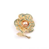 Rhinestone Zinc Alloy Brooch, with Plastic Pearl, Flower, gold color plated, for woman & with rhinestone 
