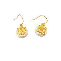 Freshwater Pearl Brass Earring, with Freshwater Pearl, Flat Round, 18K gold plated, for woman & with rhinestone, white 