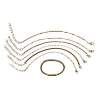 alliage de zinc Set de bracelet, avec perle de plastique, Placage de couleur d'or, styles différents pour le choix & pour femme & avec strass, doré é, Vendu par fixé