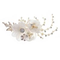 Alligator Hair Clip, Zinc Alloy, with brass wire & Lace & Plastic Pearl, Flower, gold color plated, for woman & with rhinestone, golden 