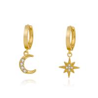 Cubic Zirconia Pendiente Brass Micro Pave, metal, Luna y estrella, chapado en color dorado, Joyería & micro arcilla de zirconia cúbica & para mujer, dorado, 10x24mm, Vendido por Par