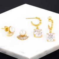 Cubic Zirconia Pendiente Brass Micro Pave, metal, con Perlas plásticas, 18K chapado en oro, Joyería & diferentes estilos para la opción & para mujer & con circonia cúbica, más colores para la opción, 1.3x1.5cmu30012.9x1cm, Vendido por Par