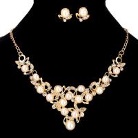 Rhinestone Zinc Alloy Jewelry Set, Stud Earring & necklace, with Plastic Pearl, plated, 2 pieces & for woman & with rhinestone, golden 