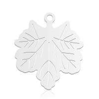 Stainless Steel Leaf Pendant, 304 Stainless Steel, Maple Leaf, Galvanic plating, Unisex Approx 