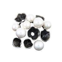 Kunststoff-Perlen-Brosche, Zinklegierung, mit Kunststoff Perlen, plattiert, Modeschmuck & unisex, keine, 40x40mm, verkauft von PC