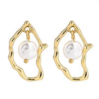 Freshwater Pearl Brass Earring, with Freshwater Pearl, 14K gold plated, for woman, golden 