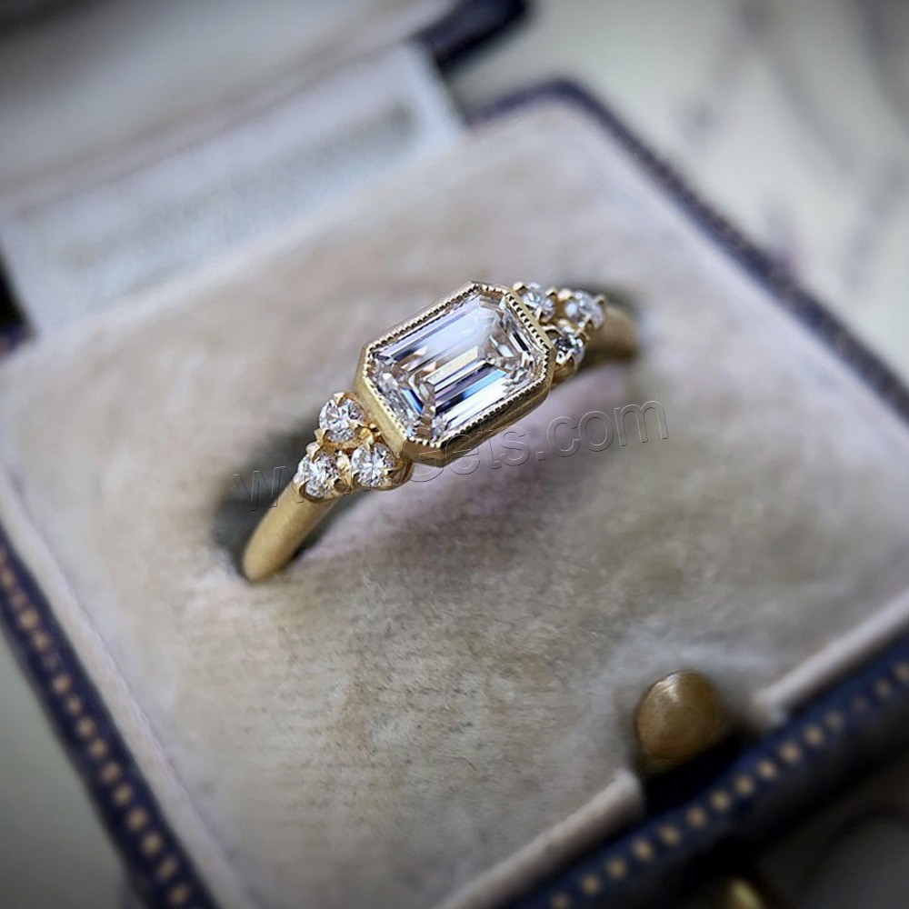 Кубическое цирконовое латунное кольцо, Латунь, Геометрический узор, плакирован золотом, разный размер для выбора & Женский & с кубическим цирконием, Много цветов для выбора, размер:6-10, продается PC