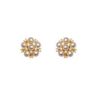 Rhinestone Brass Stud Earring, with Plastic Pearl, fashion jewelry & for woman & with rhinestone, golden 