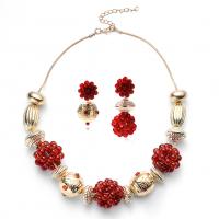 Fashion Zinc Alloy Jewelry Sets, earring & necklace, with Garnet & Resin, gold color plated, fashion jewelry & for woman 