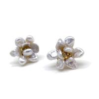 Freshwater Pearl Brass Earring, with Freshwater Pearl, Flower, fashion jewelry & for woman, 20mm 