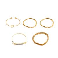 Zinc bracelets en strass en alliage , alliage de zinc, Placage de couleur d'or, 5 pièces & bijoux de mode & pour femme & avec strass, doré, Vendu par fixé