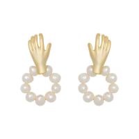 Freshwater Pearl Drop Earring, Zinc Alloy, with Freshwater Pearl, Hand, gold color plated, fashion jewelry & for woman, golden 
