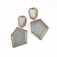 Resin Zinc Alloy Earring, with Resin, gold color plated, fashion jewelry & for woman, two different colored 