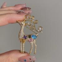 Cubic Zirconia Brooch, Brass, Deer, gold color plated, fashion jewelry & micro pave cubic zirconia & for woman, golden 