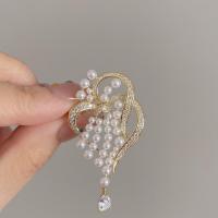Cubic Zirconia Brooch, Brass, with Plastic Pearl, Heart, gold color plated, micro pave cubic zirconia & for woman 