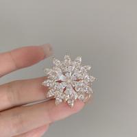 Cubic Zirconia Brooch, Brass, Snowflake, gold color plated, Korean style & micro pave cubic zirconia & for woman, clear 