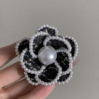 Kunststoff-Perlen-Brosche, Stoff, mit Kunststoff Perlen, Blume, Vintage & Koreanischen Stil & für Frau, schwarz, 60x60mm, verkauft von PC