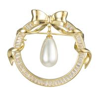 Cubic Zirconia Brooch, Brass, with Plastic Pearl, fashion jewelry & micro pave cubic zirconia & for woman 