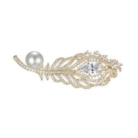 Cubic Zirconia Brooch, Brass, with Plastic Pearl, Feather, fashion jewelry & micro pave cubic zirconia & for woman 