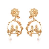 Plastic Pearl Zinc Alloy Earring, with Plastic Pearl, Bird, gold color plated, fashion jewelry & for woman, golden 