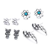 Zinc Alloy Stud Earring, with Synthetic Turquoise, 4 pieces & for woman & hollow, silver color 