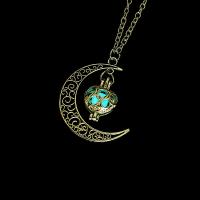 Подсвеченные Ожерелье, цинковый сплав, Луна, плакирован золотом, Мужская & блестящий в ночи & отверстие, Много цветов для выбора, длина:Приблизительно 50 см, продается PC