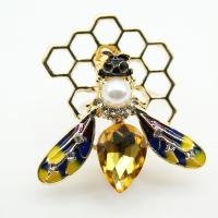 Crystal Brooch, Zinc Alloy, with Crystal & Plastic Pearl, Bee, gold color plated, Unisex & enamel, yellow 