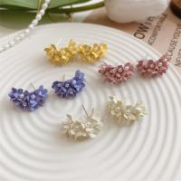 Plastic Pearl Zinc Alloy Earring, with Plastic Pearl, Flower, fashion jewelry & for woman 30mm 