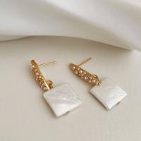 Freshwater Shell Earring, Zinc Alloy, with Shell & Plastic Pearl, Square, gold color plated, for woman & with rhinestone, white, 35mm 