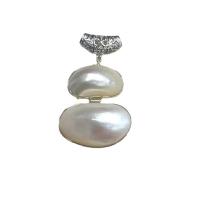 White Shell Pendants, with Zinc Alloy, silver color plated, Unisex, white 