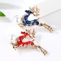 Enamel Brooch, Zinc Alloy, with Plastic Pearl, Deer, plated, for woman & with rhinestone 