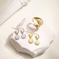Zircon cubique Micro Pave parures de bijoux en laiton, bijoux de mode & styles différents pour le choix & pavé de micro zircon & pour femme, plus de couleurs à choisir, Vendu par paire