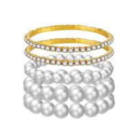 Bracelets de perles en plastique, perle de plastique, avec alliage de zinc, Placage de couleur d'or, 5 pièces & pour femme & avec strass Vendu par fixé