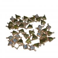Латуни Шарм разъем, Пресноводные жемчуги, с Латунь, Треугольник, плакирован золотом, естественный & DIY, зеленый, 11mm, продается PC