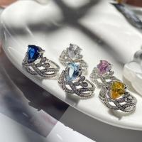 Anilo de dedo de latón, metal, Corona, chapado en platina real, ajustable & para mujer & con diamantes de imitación, más colores para la opción, tamaño:6-8, Vendido por UD