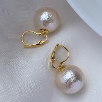 Brass Drop Earring, with Plastic Pearl, fashion jewelry & for woman, 30mm,18mm 