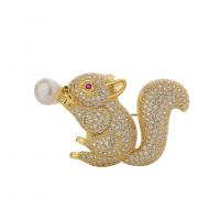 Freshwater Pearl Brooch, Brass, with Freshwater Pearl, Squirrel, Vacuum Ion Plating, micro pave cubic zirconia, golden [