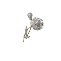 South Sea Shell Brooch, Brass, with Shell Pearl, Flower, Vacuum Ion Plating, fashion jewelry & micro pave cubic zirconia, golden [