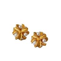 Cubic Zirconia Pendiente Brass Micro Pave, metal, con Perlas plásticas, Flor, chapado en color dorado, micro arcilla de zirconia cúbica & para mujer, 18mm, Vendido por Par