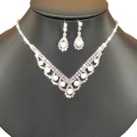 diamantes de imitación Conjunto de joya, pendiente & collar, con Perlas plásticas & metal, con 15cm extender cadena, chapado en color de plata, para mujer, 5.5cm,1x2.5cm, longitud:28 cm, Vendido por Set