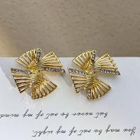 Zinc Alloy Rhinestone Stud Earring, Pinwheel, fashion jewelry & for woman & with rhinestone, golden, 30mm 