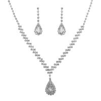 Conjunto de la joya de cobre amarillo, diamantes de imitación, pendiente & collar, con metal, Gota, chapado en color de plata, para mujer, 1.6x3cm,0.6x3.6cm, longitud:50 cm, Vendido por Set