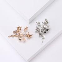 Rhinestone Zinc Alloy Brooch, with Plastic Pearl, plated, fashion jewelry & for woman & with rhinestone 