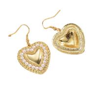 Kunststoff Perle Zink Legierung Ohrring, Zinklegierung, mit Kunststoff Perlen, Herz, goldfarben plattiert, Modeschmuck & für Frau, 27x46mm, verkauft von Paar