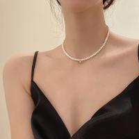 Пластиковый жемчужное ожерелье, Железо, с Пластиковая жемчужина, плакирован золотом, ювелирные изделия моды, Золотой, длина:Приблизительно 31-40 см, продается PC