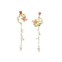 Asymmetric Earrings, Zinc Alloy, with Plastic Pearl, gold color plated, fashion jewelry & for woman & with rhinestone 