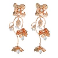 Zinc Alloy Stud Earring, with Plastic Pearl, fashion jewelry & for woman [