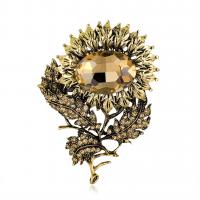 Rhinestone Zinc Alloy Brooch, Flower, plated, fashion jewelry & for woman & with glass rhinestone & with rhinestone 