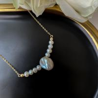 Collier de chaîne en laiton de perles d'eau douce, perle d'eau douce cultivée, avec Alliage de cuivre, 14K rempli d’or, bijoux de mode & pour femme, blanc, 4-8mm Environ 40 cm, Vendu par PC[