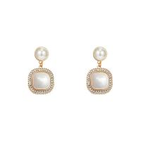 Plastic Pearl Zinc Alloy Earring, with Plastic Pearl, high quality plated, fashion jewelry & for woman & with rhinestone, two different colored 